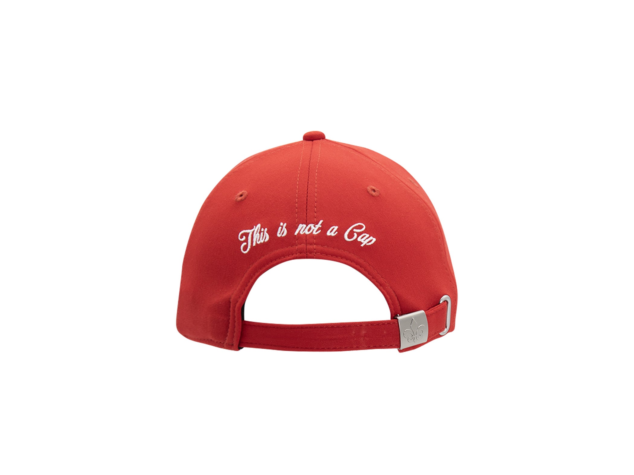 Casquette LXH x Monaco GP coton rouge dos, broderie cursive blanche This is not a Cap, sangle passant fleur de lys.