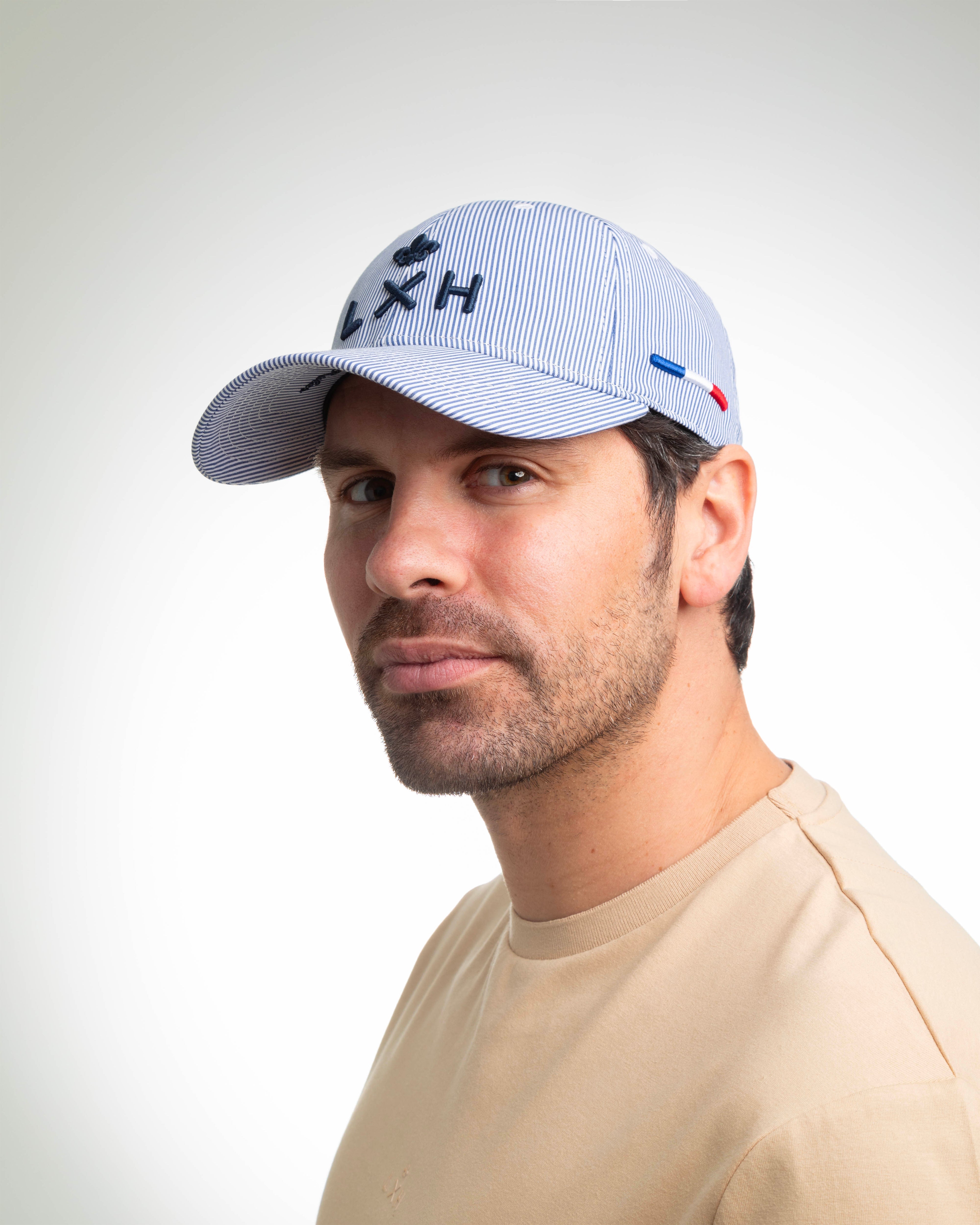 "Heritage" Cap White / Navy Blue Stripes